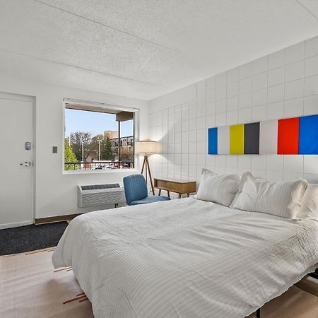 The Lindell Motor Lodge Cedar Falls Dış mekan fotoğraf